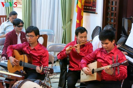 Hope Choir lights up dreams for the visually-impaired  - ảnh 2